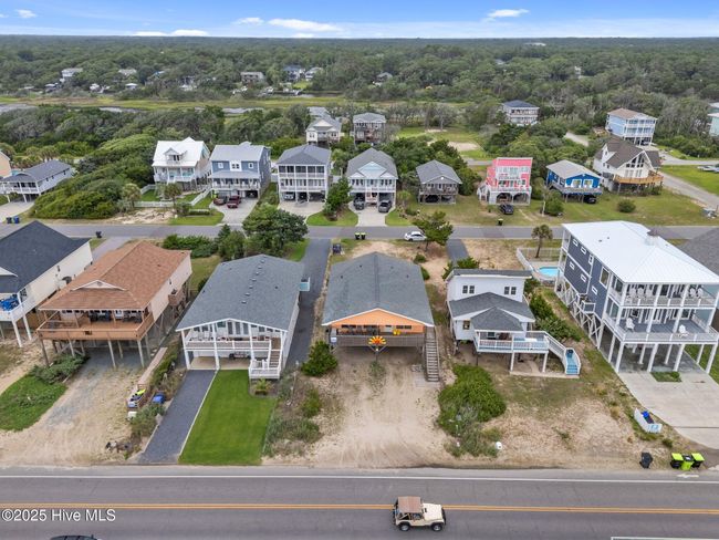 210 W Beach Dr, House other with 4 bedrooms, 2 bathrooms and null parking in Oak Island NC | Image 10