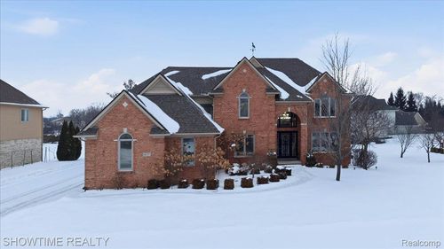 4157 Springbrook Dr, Sterling Heights, MI, 48314-2923 | Card Image