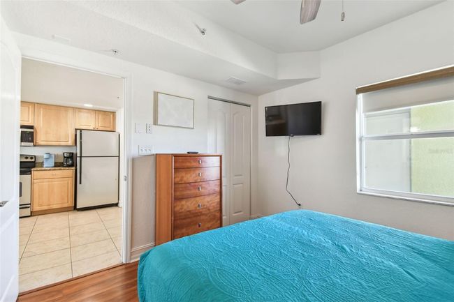 404 - 11605 Gulf Blvd, Condo with 2 bedrooms, 2 bathrooms and null parking in TREASURE ISLAND FL | Image 28