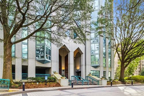 apt-2001-2870 Pharr Court South Nw, Atlanta, GA, 30305-2180 | Card Image