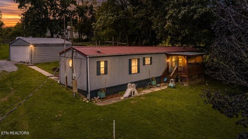 166 Andrew Ln, Jacksboro, TN, 37757-3619 | Card Image