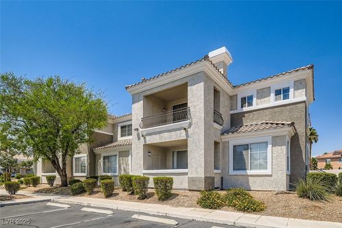 apt-211-2325 Windmill Pkwy, Henderson, NV, 89074-5432 | Card Image