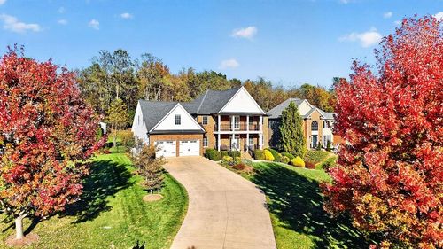 216 Jocelyn Ln, WAYNESBORO, VA, 22980-9648 | Card Image