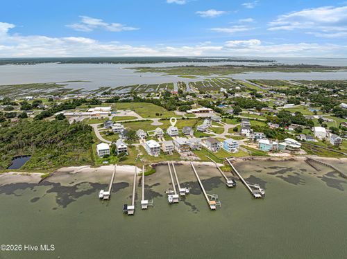 133 Sound Point Dr, Harkers Island, NC, 28531-6000 | Card Image