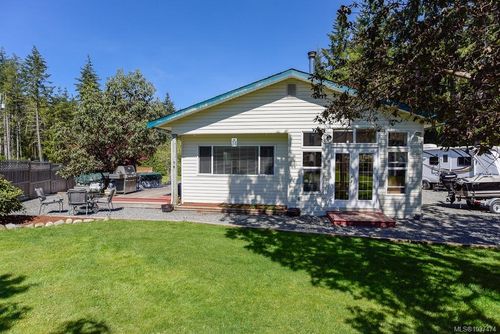 1864 Bates Rd, Courtenay, BC, V9J1X4 | Card Image