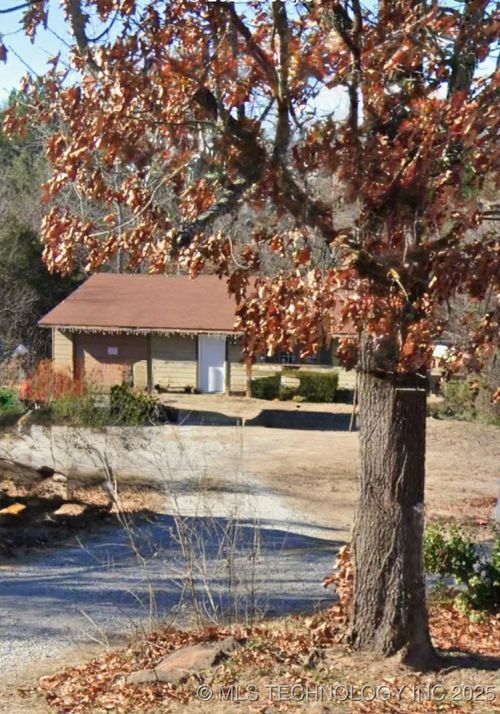18240 S 80th West Ave, Mounds, OK, 74047-4556 | Card Image