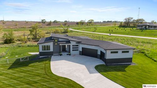 15633 Fox Run Rd, Bennet, NE, 68317-2529 | Card Image