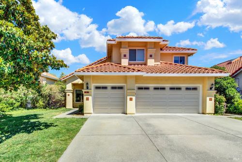 107 Bald Eagle Drive, Vacaville, CA, 95688 | Card Image