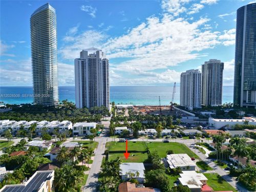 212 189th St, Sunny Isles Beach, FL, 33160-2414 | Card Image