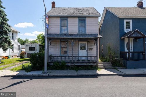 21 S 9th St, QUAKERTOWN, PA, 18951-1207 | Card Image