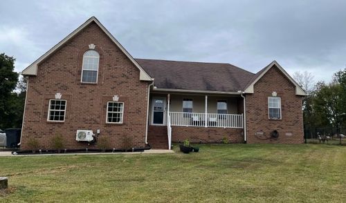 140 Robertson Ln, Castalian Springs, TN, 37031-5617 | Card Image