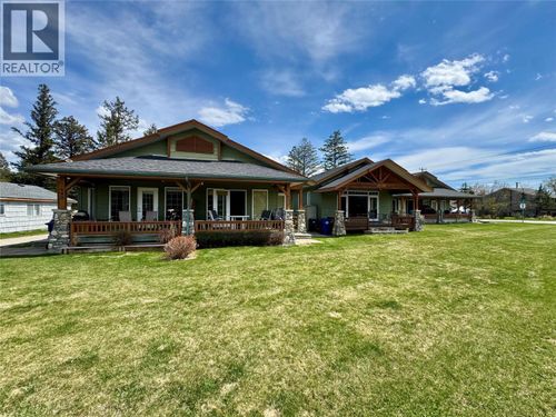451 13th Avenue, Invermere, BC, V0A1K4 | Card Image