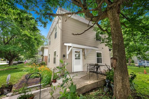 221 N Mill St, Naperville, IL, 60540-4437 | Card Image