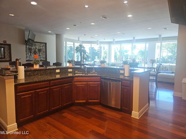 Clubhouse Kitchen | Image 42