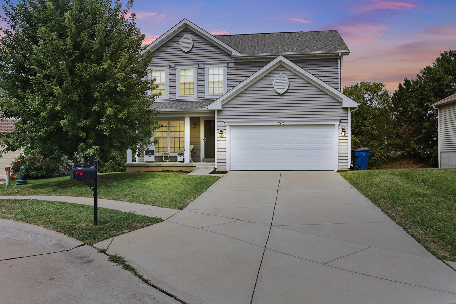 Misty Crossing Ct, Florissant, MO 63034