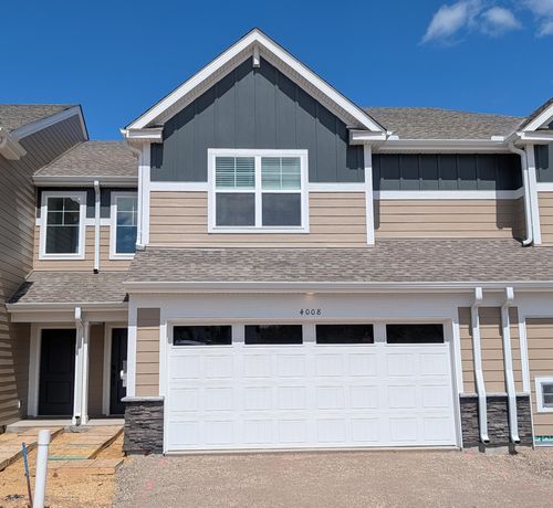 4008 Hayward Ave N, Saint Paul, MN, 55128 | Card Image