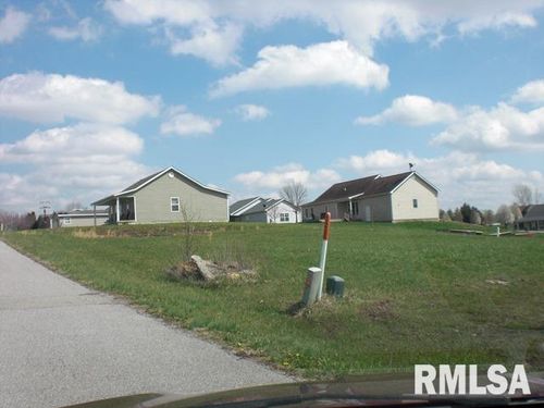 5745 Red Fox Dr, Carterville, IL, 62918-3499 | Card Image