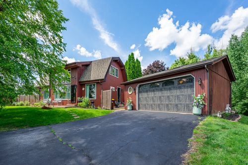 4878 Walnut Grove Dr, Poplar Grove, IL, 61065-8831 | Card Image