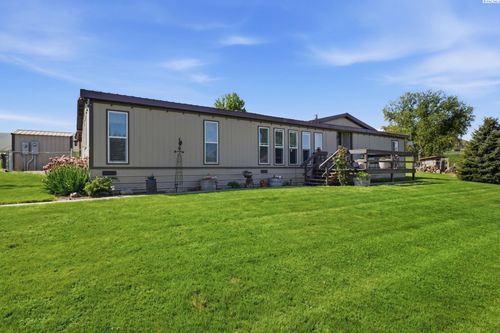 38706 N 140 Pr Nw, Benton City, WA, 99320-7786 | Card Image