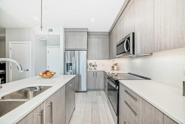 2208 - 6 Merganser Drive W, Condo with 2 bedrooms, 2 bathrooms and 1 parking in Chestermere AB | Image 9