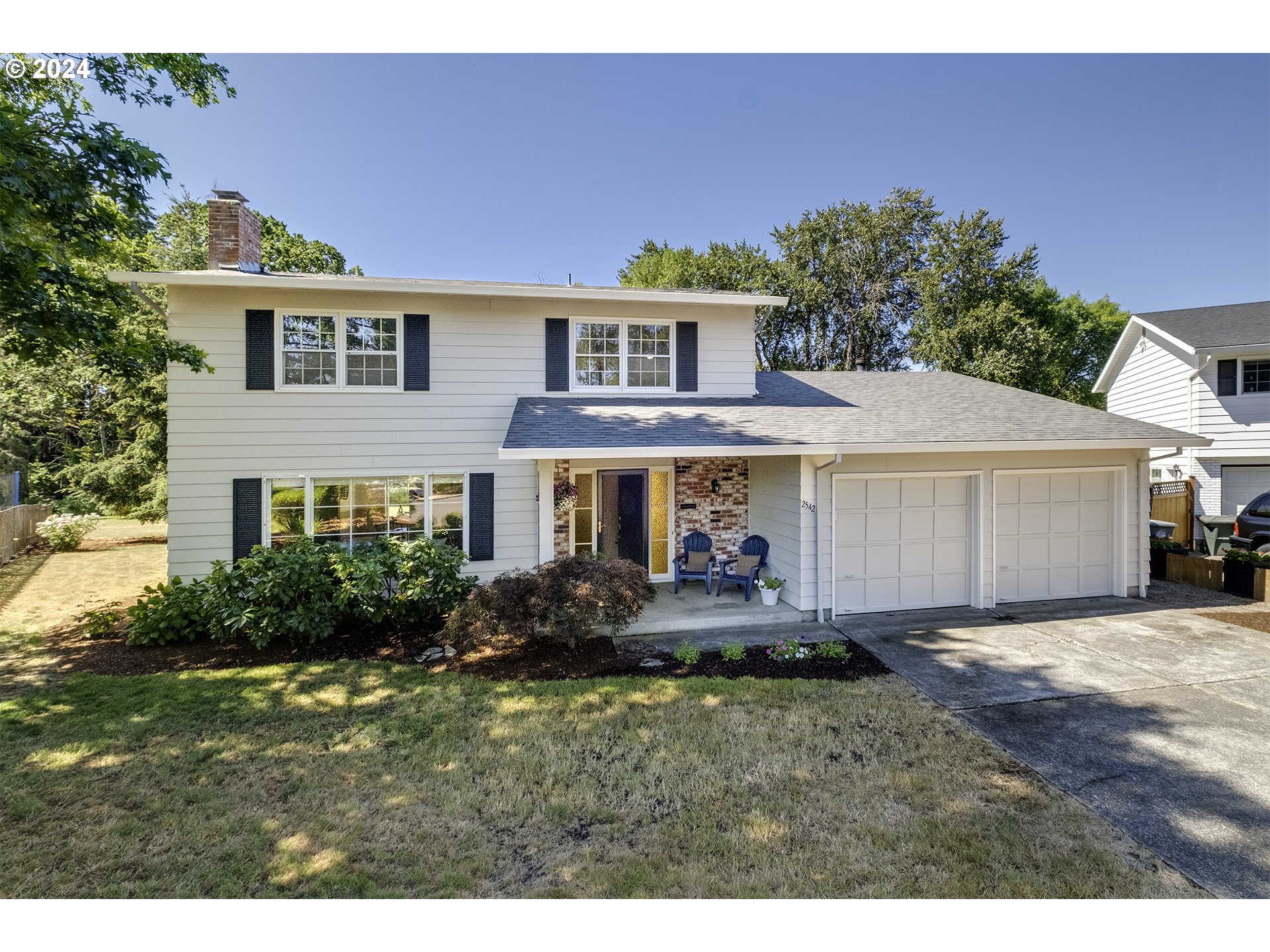 Meadowlark Dr, Hillsboro, OR 97123