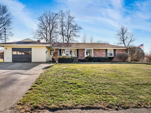 11 Reservoir Dr, Danvers, MA, 01923-1243 | Card Image