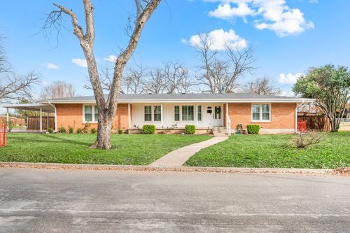 2900 Spruce Park Dr, Richland Hills, TX, 76118-6622 | Card Image