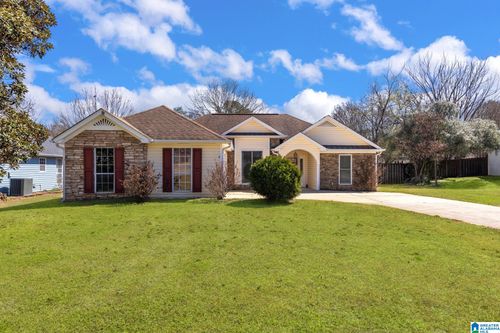 1721 Bradford Ln, BESSEMER, AL, 35022-8312 | Card Image