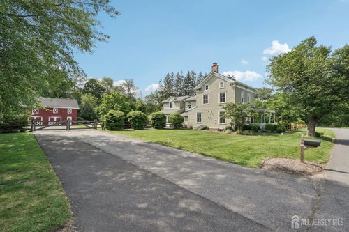 6 Greenwood Ave, Monmouth Junction, NJ, 08852-3601 | Card Image