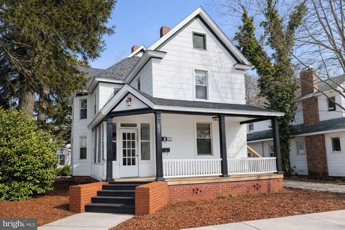 235 North Blvd, SALISBURY, MD, 21801-6261 | Card Image