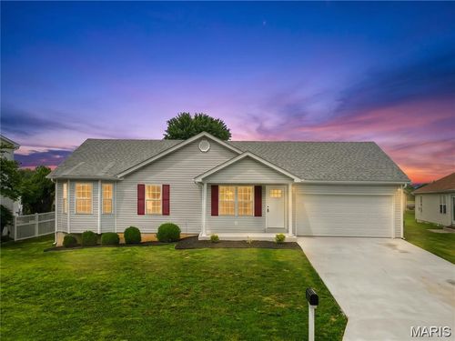 104 Briarwood Dr, Moscow Mills, MO, 63362-2434 | Card Image