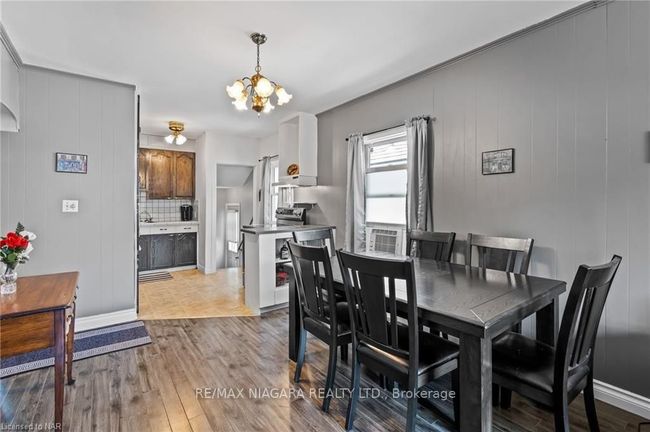 22 Blair Cres, House other with 3 bedrooms, 2 bathrooms and 2 parking in Saint Catharines ON | Image 9