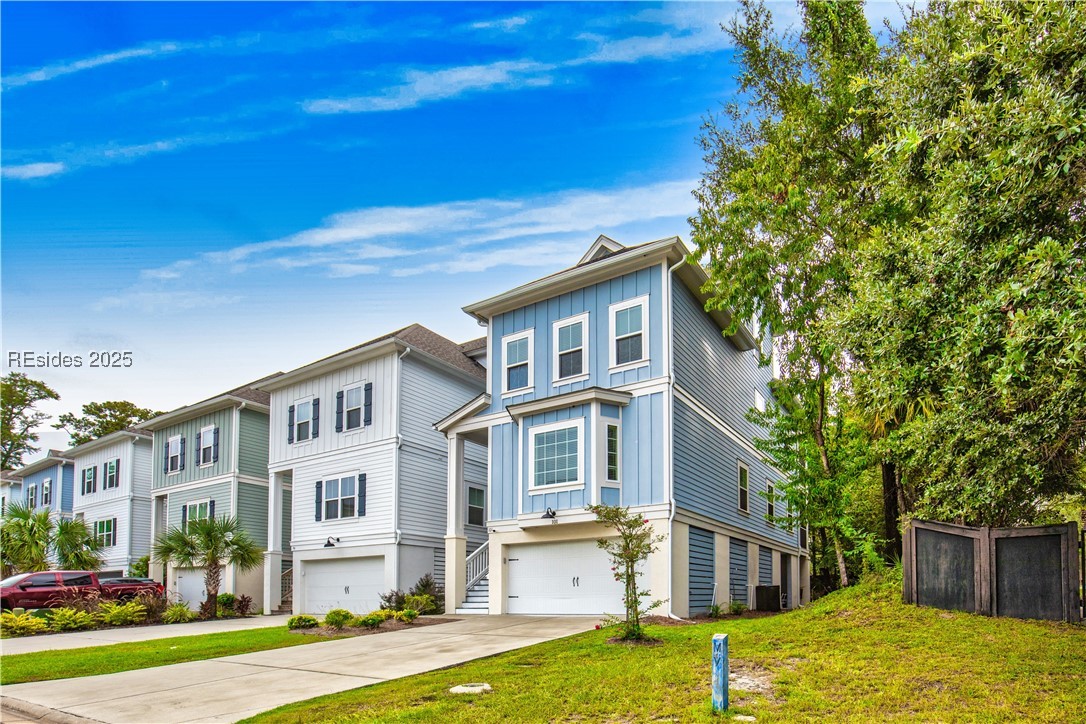 Sandcastle Ct, Hilton Head Island, SC 29928