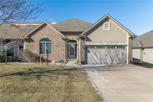 4410 Stonebridge Dr W, Saint Joseph, MO, 64505-8309 | Card Image