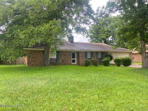 206 Casa Urbano Dr, Clinton, MS, 39056-5910 | Card Image