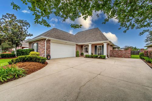 406 Sugar Mill Courtyard, Houma, LA, 70360-6080 | Card Image