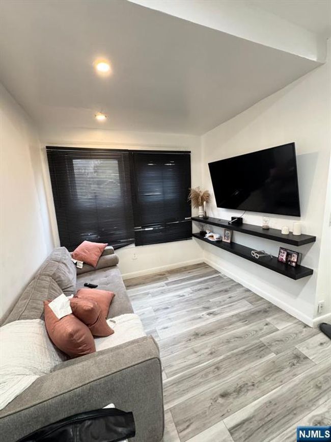 20 - 18-20 Maple St, Home with 6 bedrooms, 1 bathrooms and null parking in Ridgefield Park NJ | Image 21