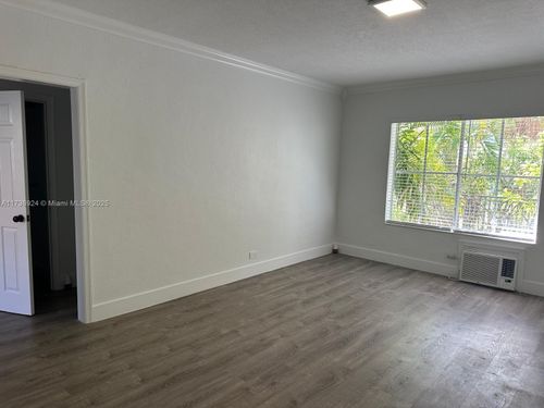 apt-2-6805 Abbott Ave, Miami Beach, FL, 33141-3802 | Card Image