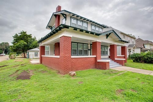 1324 W Maine Ave, Enid, OK, 73703-5725 | Card Image