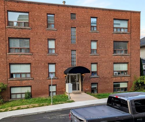 10 Rockwood Pl, Hamilton, ON, L8N2G2 | Card Image