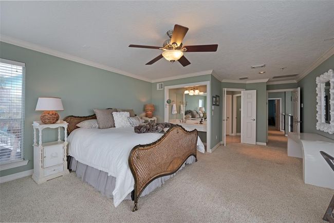 131 Isles End Rd, House other with 4 bedrooms, 5 bathrooms and 2 parking in Tiki Island TX | Image 19