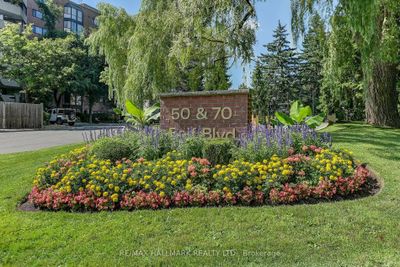 412 - 70 Baif Blvd, Condo with 2 bedrooms, 2 bathrooms and 2 parking in Richmond Hill ON | Image 1