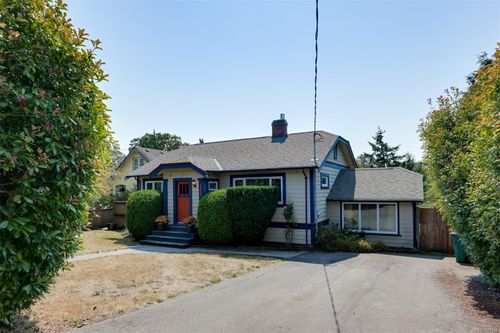 3374 Cook St, Victoria, BC, V8X1A8 | Card Image
