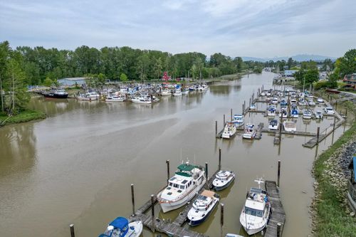304-4753 River Rd W, Delta, BC, V4K1R9 | Card Image