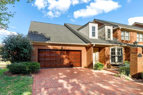 2113 Taborlake Cir, Lexington, KY, 40502-3074 | Card Image