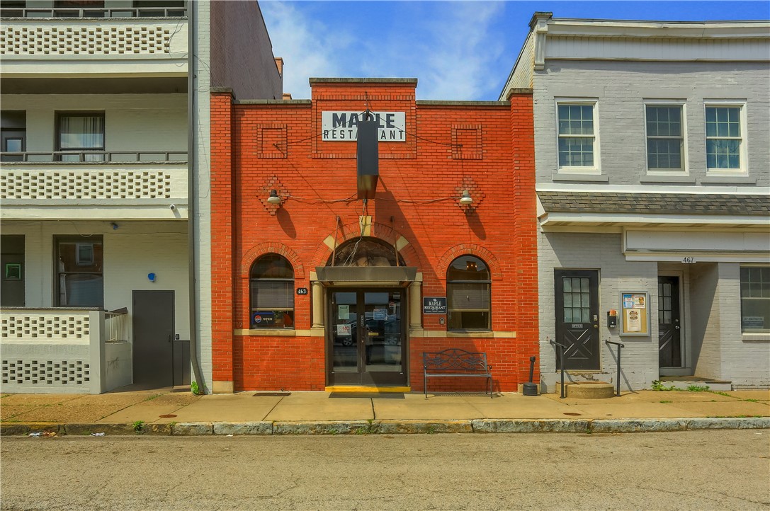 463 Maplewood Ave, Ambridge, PA 15003-2521