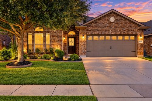 5103 Glen Meadow Dr, Arlington, TX, 76001-1111 | Card Image
