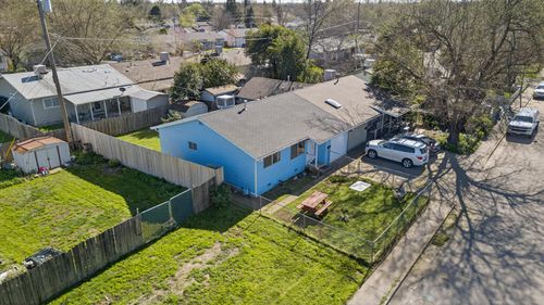 3265 Daisy Street, Anderson, CA, 96007 | Card Image