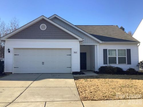 9623 Weikert Rd, Charlotte, NC, 28215-8207 | Card Image