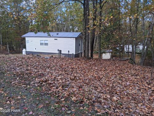 128 Shohola Pkwy S, Shohola, PA, 18458-3143 | Card Image